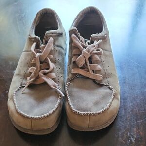 Columbia Casual Tan Lace-Up Shoes size 11.5